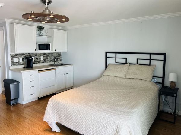 6 Ashworth Avenue, Unit 12, Hampton, NH 03842