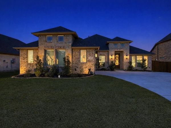 1125 Cardinal Drive, Midlothian, TX 76065