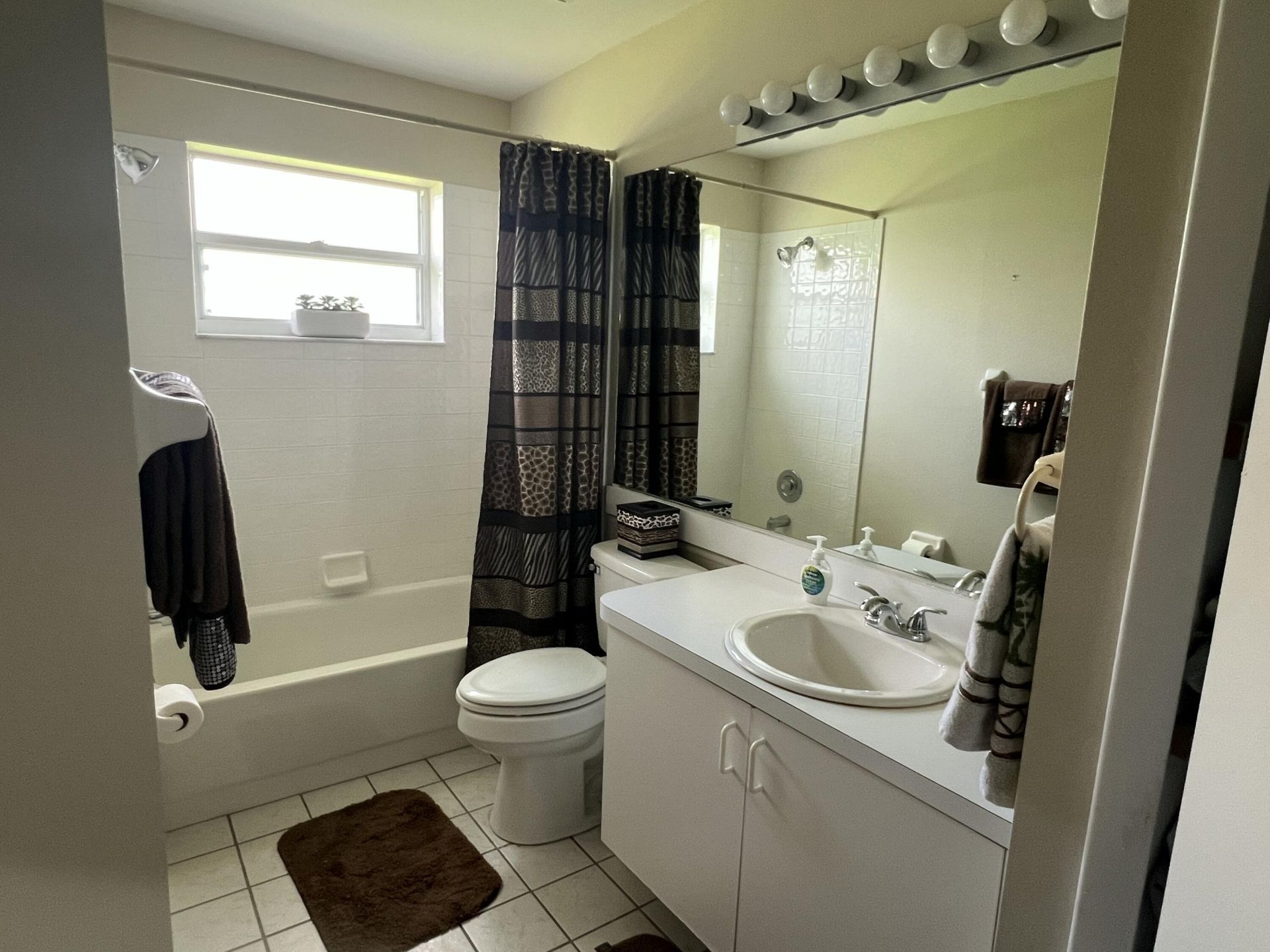 1142 NW Lombardy Drive, Port Saint Lucie, FL 34986 Photo