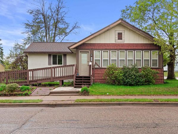 1101 FRANCIS STREET, Stevens Point, WI 54481