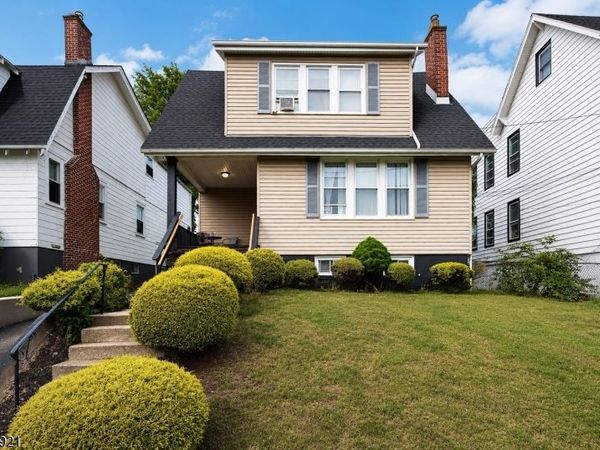 280 Nesbit Ter, Irvington, NJ 07111