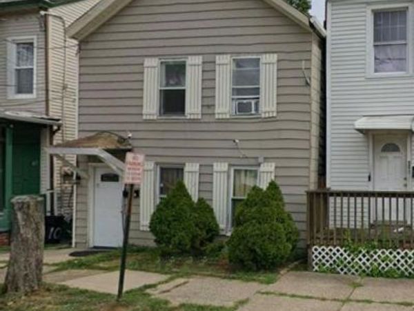 8 Kossuth Street, HALEDON, NJ 07508