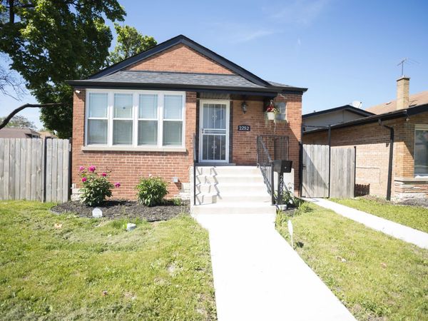 2252 W 71st Street , Chicago, IL 60636