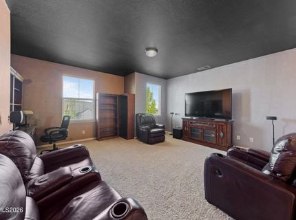 8135 Fire Opal Lane, Reno, NV 89506 Photo