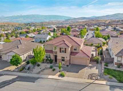 8135 Fire Opal Lane, Reno, NV 89506 Photo