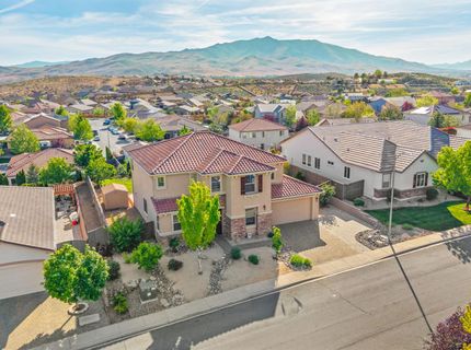 8135 Fire Opal Lane, Reno, NV 89506 Photo