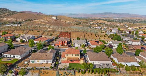 8135 Fire Opal Lane, Reno, NV 89506 Photo