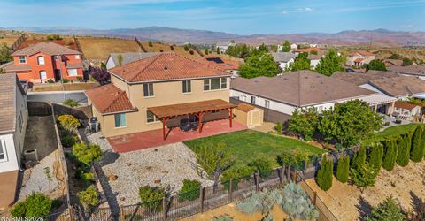 8135 Fire Opal Lane, Reno, NV 89506 Photo