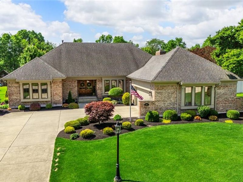 2144 Canterbury Court, Troy, OH 45373 Photo 1