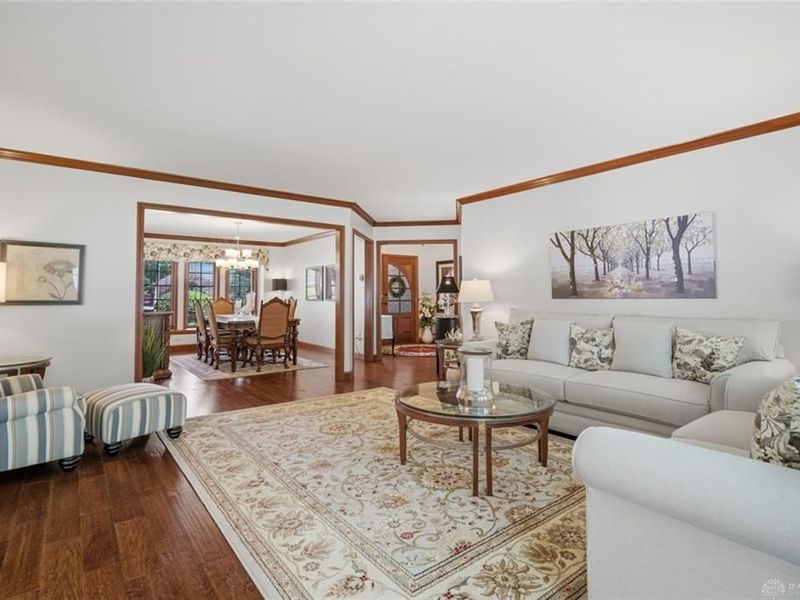 2144 Canterbury Court, Troy, OH 45373 Photo 6