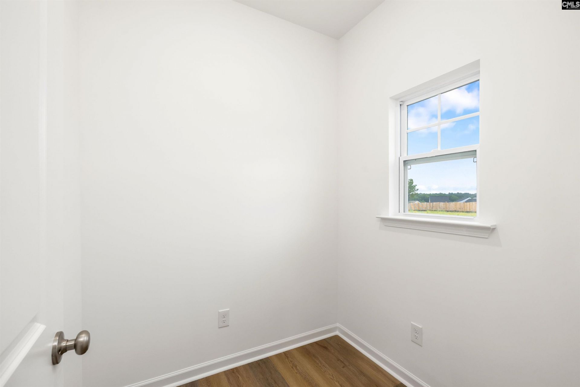 404 Hardwick Drive Photo 6