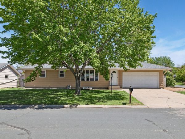 967 Sibley Street S, Shakopee, MN 55379