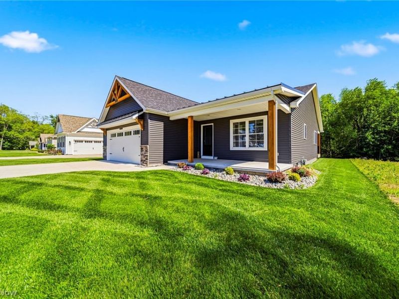 975 Lake Road, Conneaut, OH 44030 Photo 3