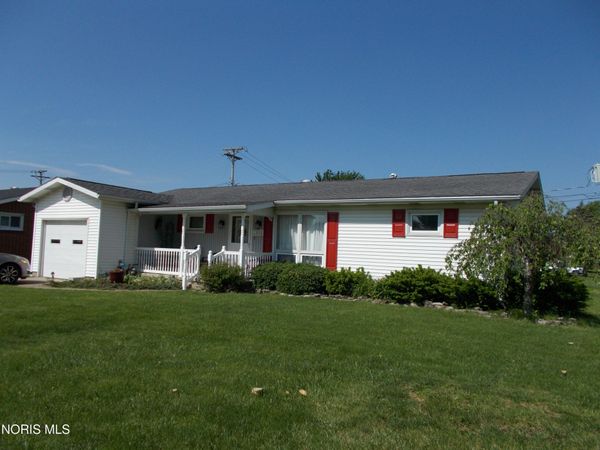 1111 Indiana Avenue , Napoleon, OH 43545
