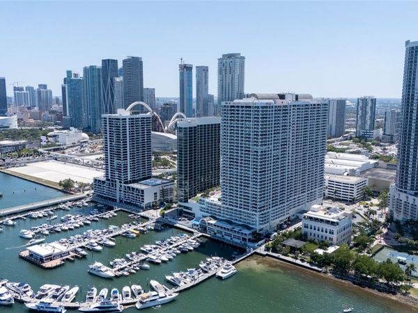 1717 N Bayshore Dr , Unit A-3032, Miami, FL 33132