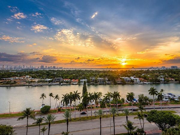 5151 Collins Ave , Unit 1520, Miami Beach, FL 33140