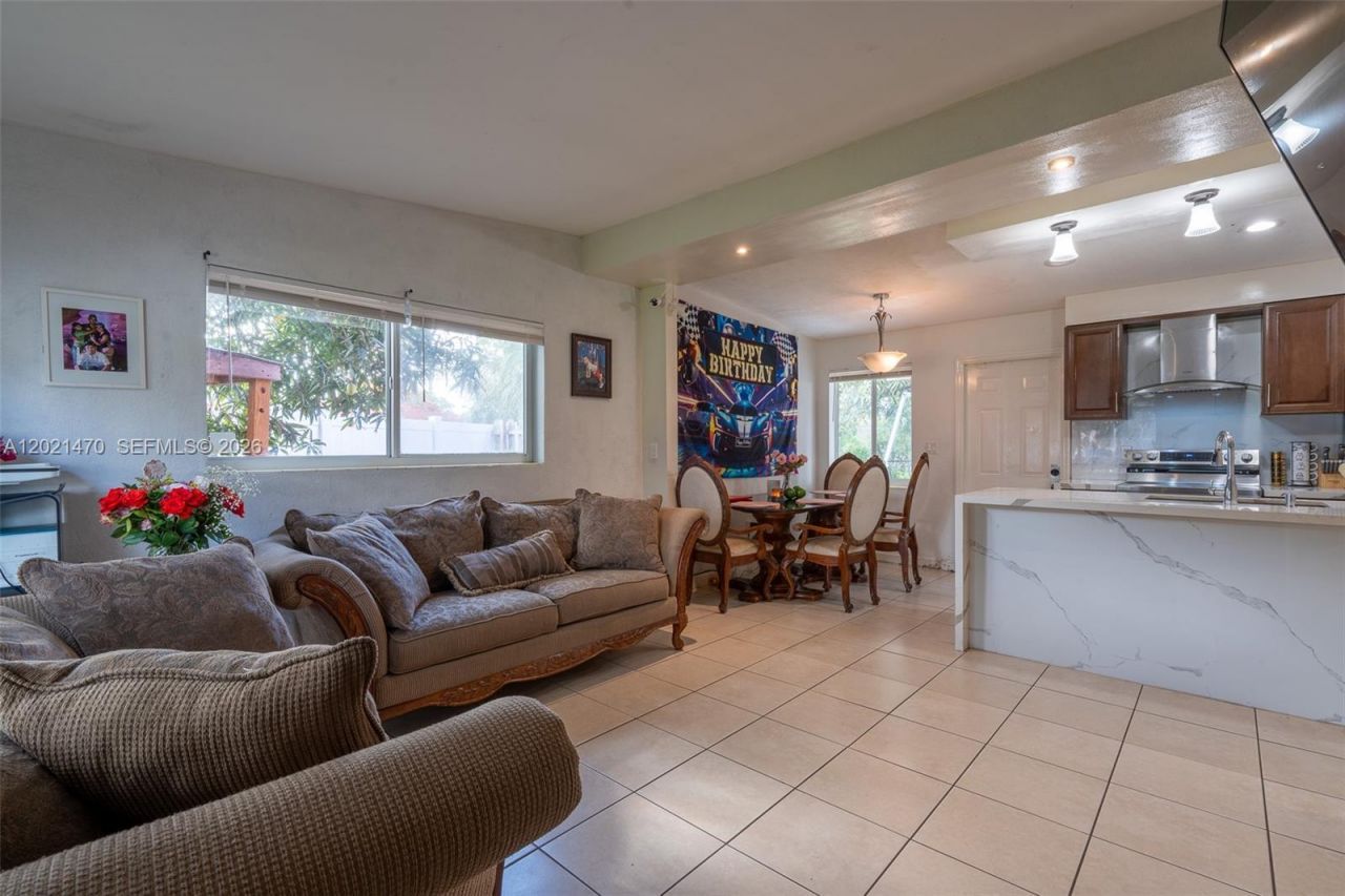 3235 NW 2nd St, Lauderhill, FL 33311 Photo