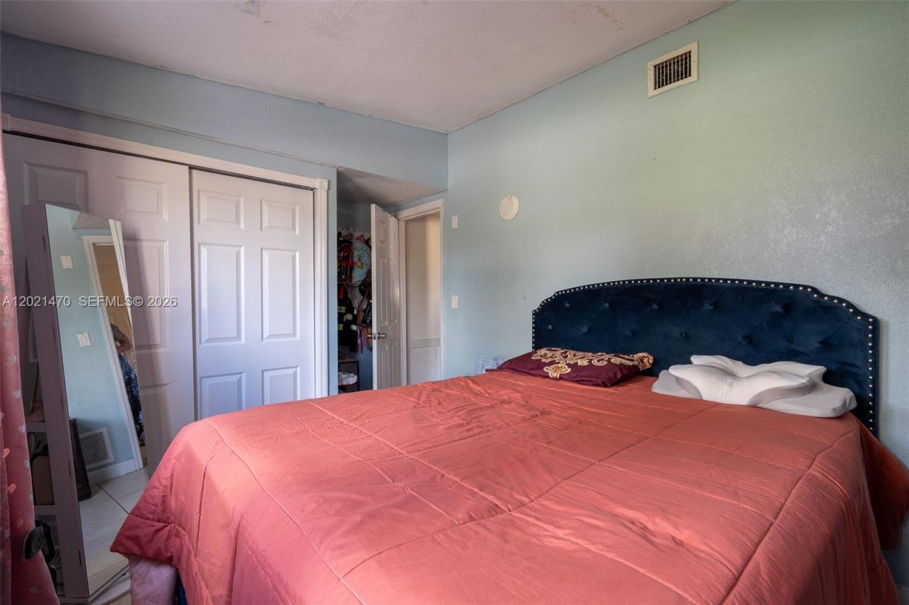3235 NW 2nd St, Lauderhill, FL 33311 Photo