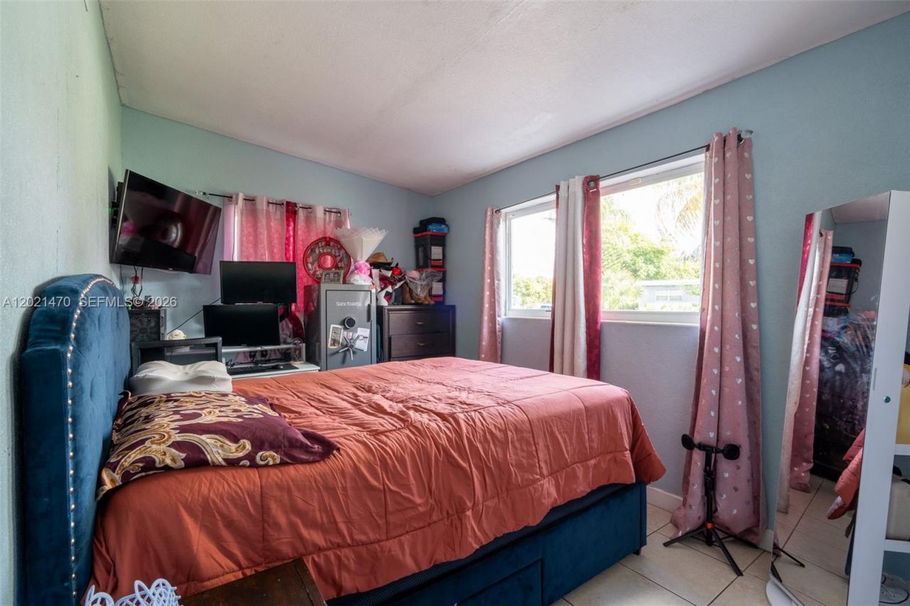 3235 NW 2nd St, Lauderhill, FL 33311 Photo