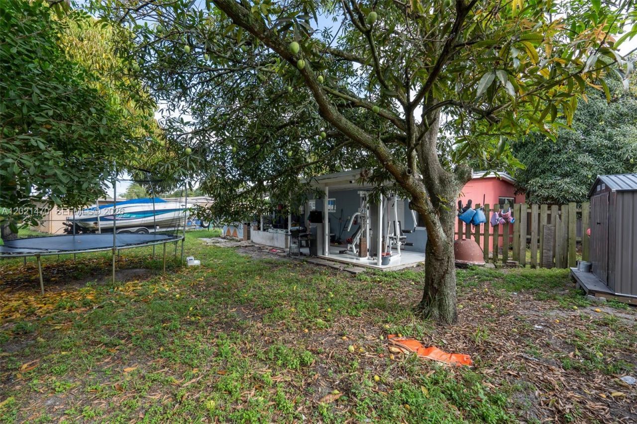 3235 NW 2nd St, Lauderhill, FL 33311 Photo