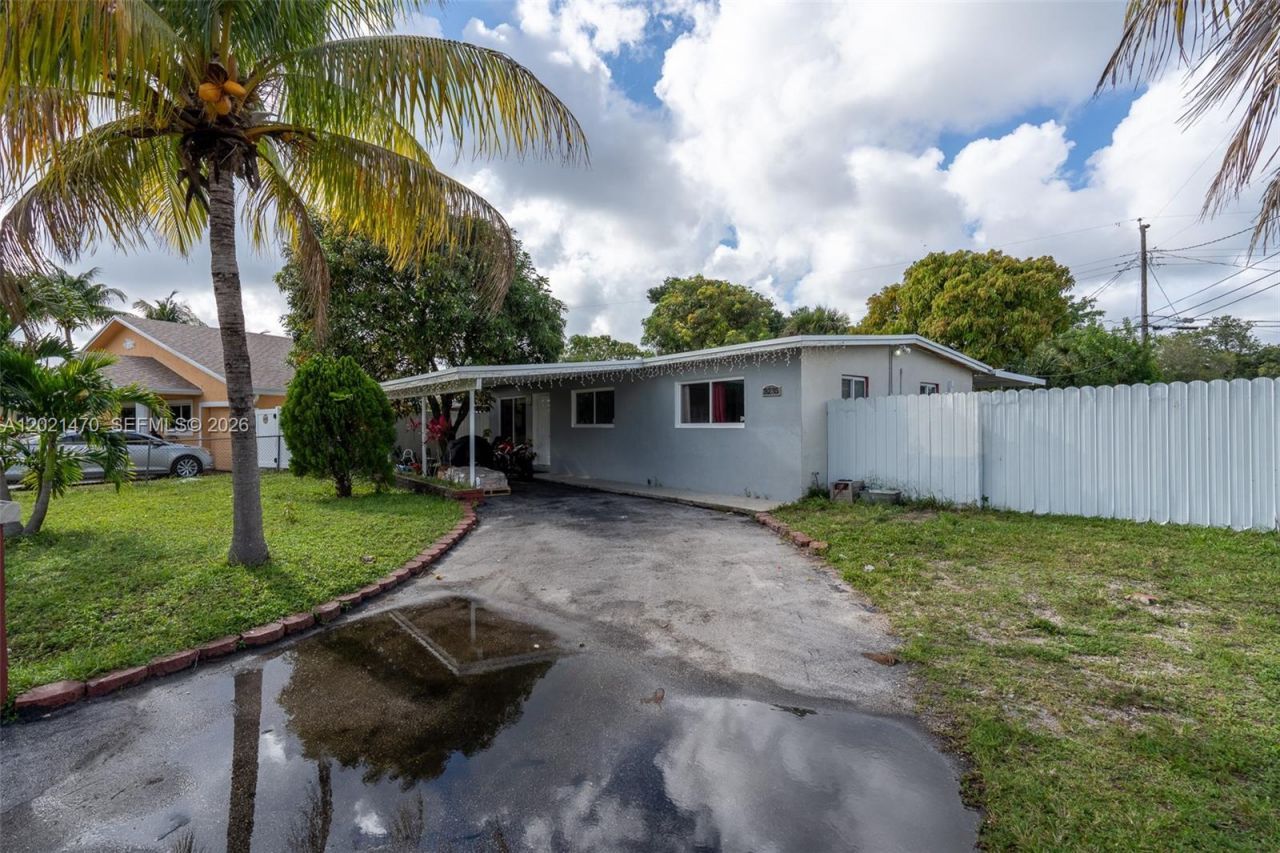 3235 NW 2nd St, Lauderhill, FL 33311 Photo