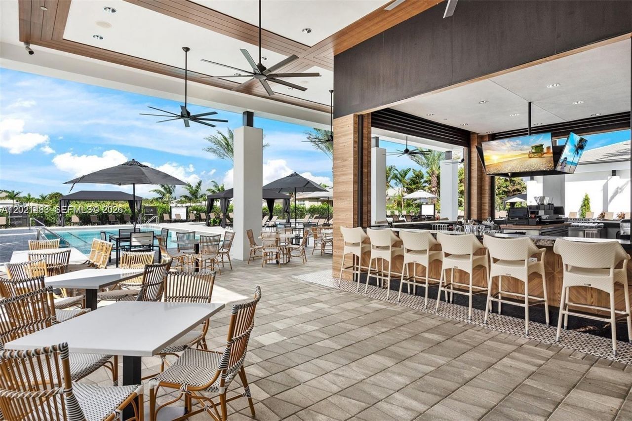 8350 Royal County Down Rd , Boca Raton, FL 33434 Photo