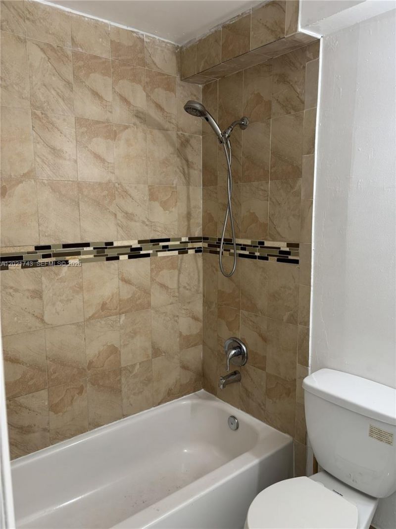 2145 NW 19th Ter , Unit 205, Miami, FL 33125 Photo