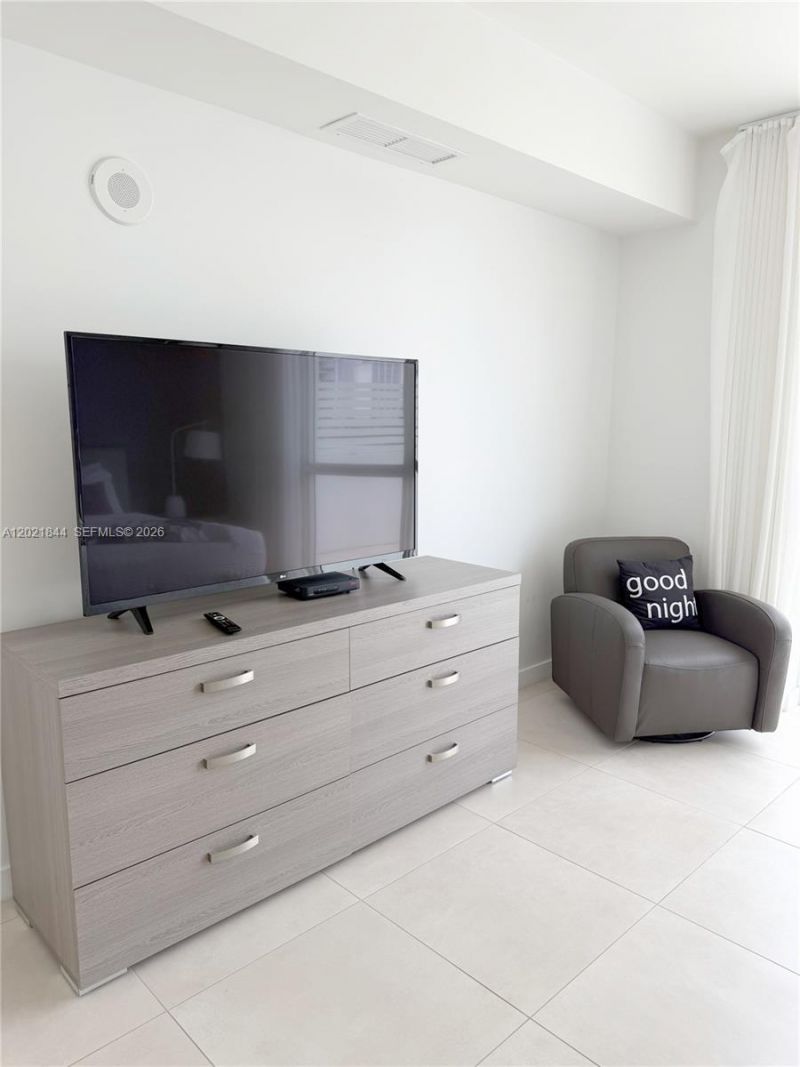 401 N Birch Rd , Unit 415, Fort Lauderdale, FL 33304 Photo