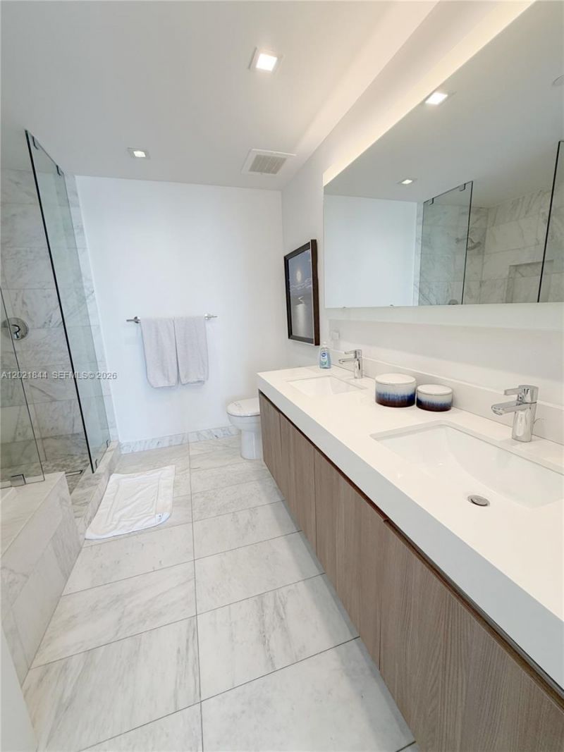 401 N Birch Rd , Unit 415, Fort Lauderdale, FL 33304 Photo
