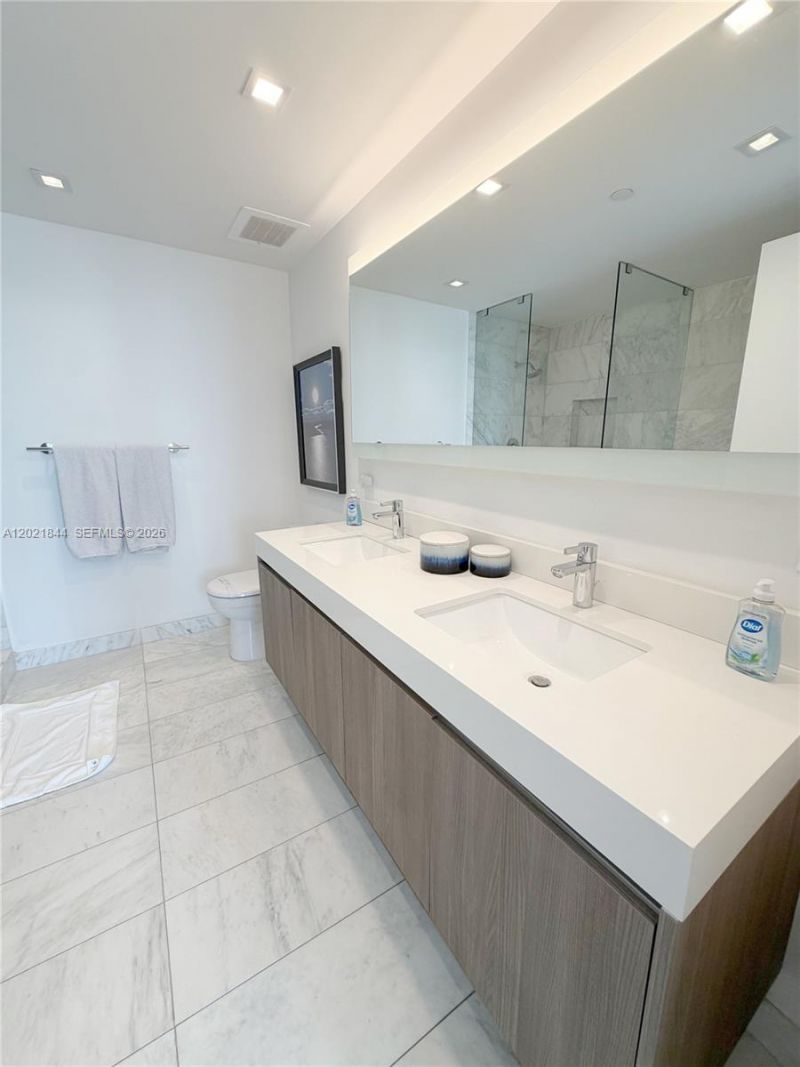 401 N Birch Rd , Unit 415, Fort Lauderdale, FL 33304 Photo