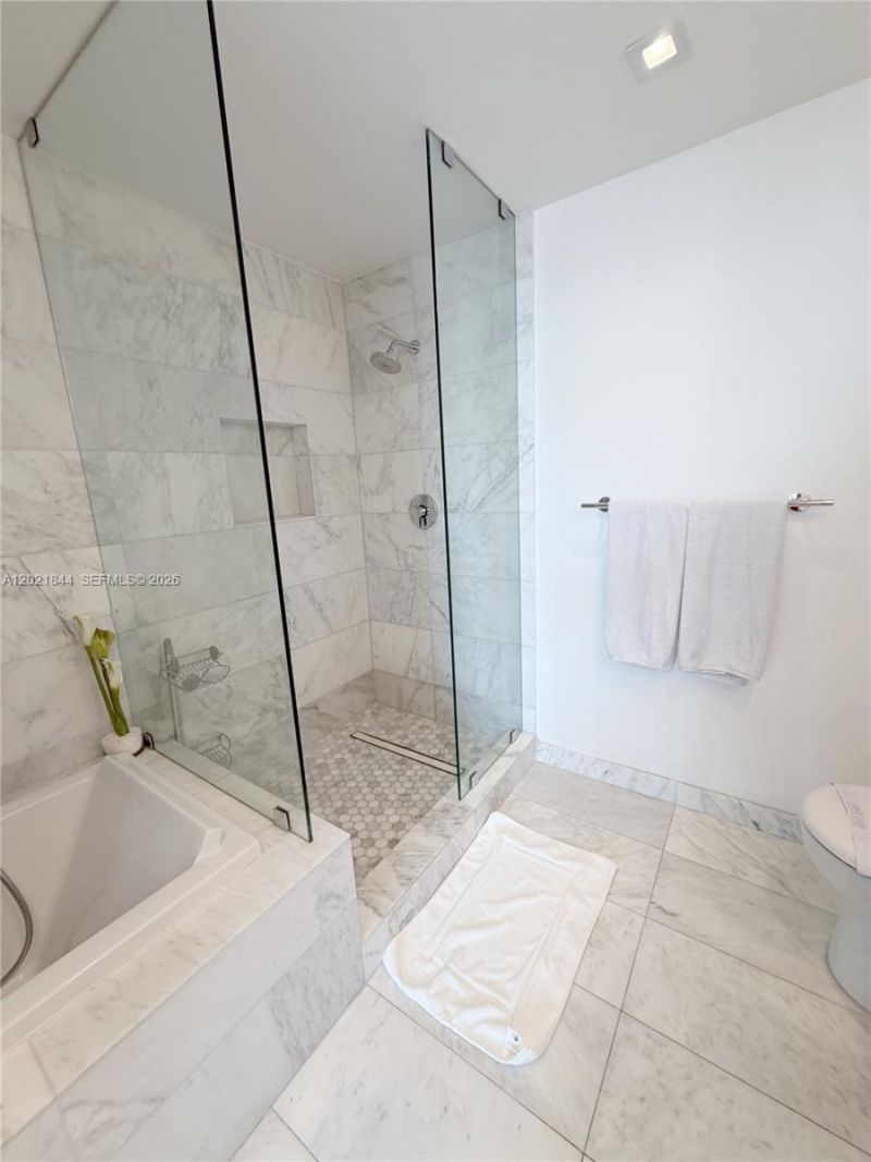 401 N Birch Rd , Unit 415, Fort Lauderdale, FL 33304 Photo
