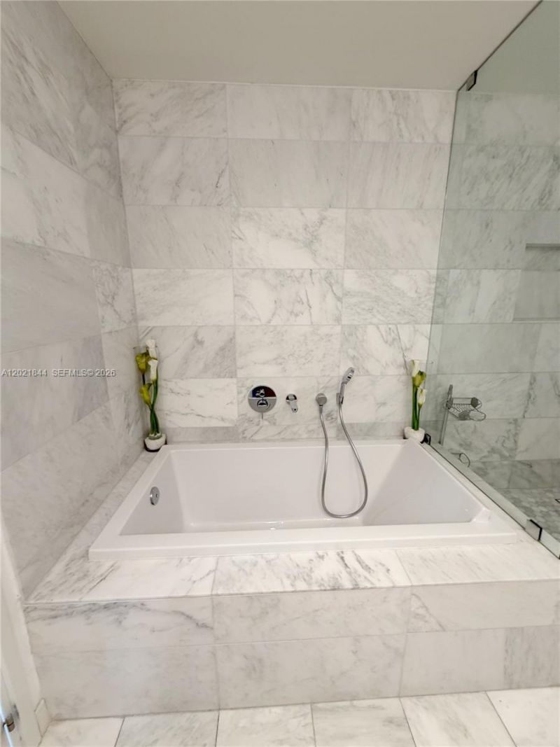 401 N Birch Rd , Unit 415, Fort Lauderdale, FL 33304 Photo