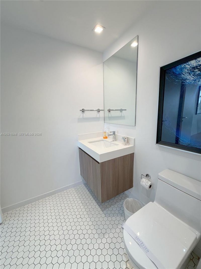 401 N Birch Rd , Unit 415, Fort Lauderdale, FL 33304 Photo