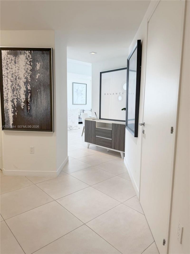 401 N Birch Rd , Unit 415, Fort Lauderdale, FL 33304 Photo