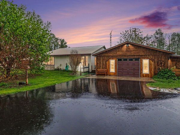 5739 Benzie Highway, Benzonia, MI 49616