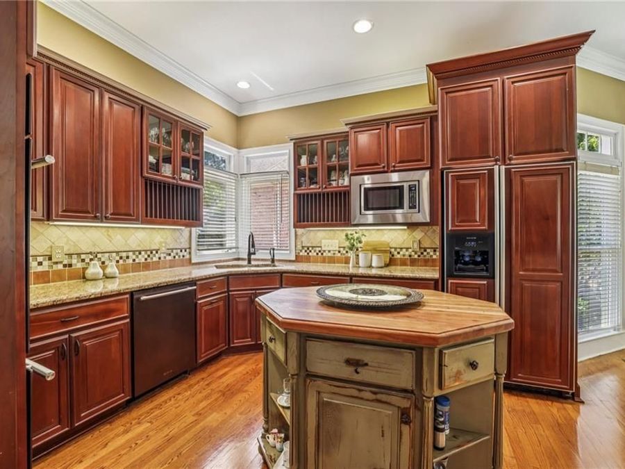 Property Image 11