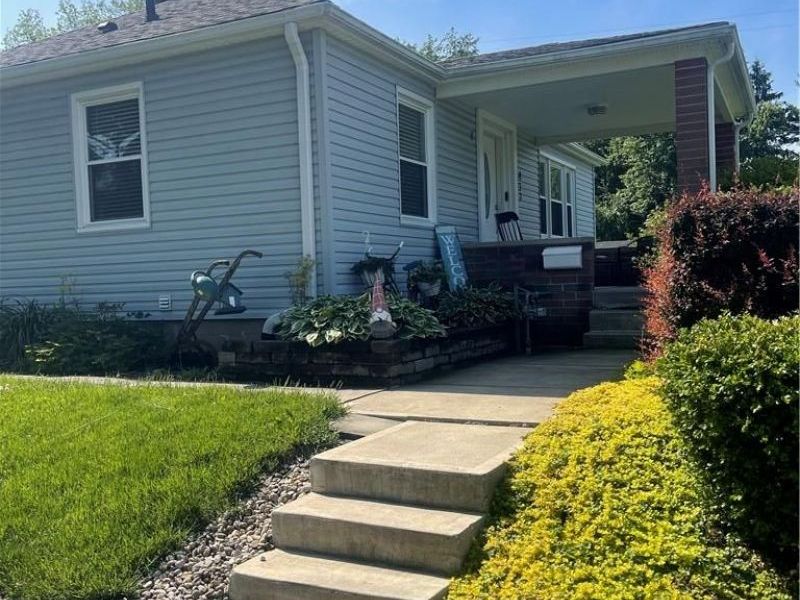 421 S Spring Street, New Paris, OH 45347 Photo 2