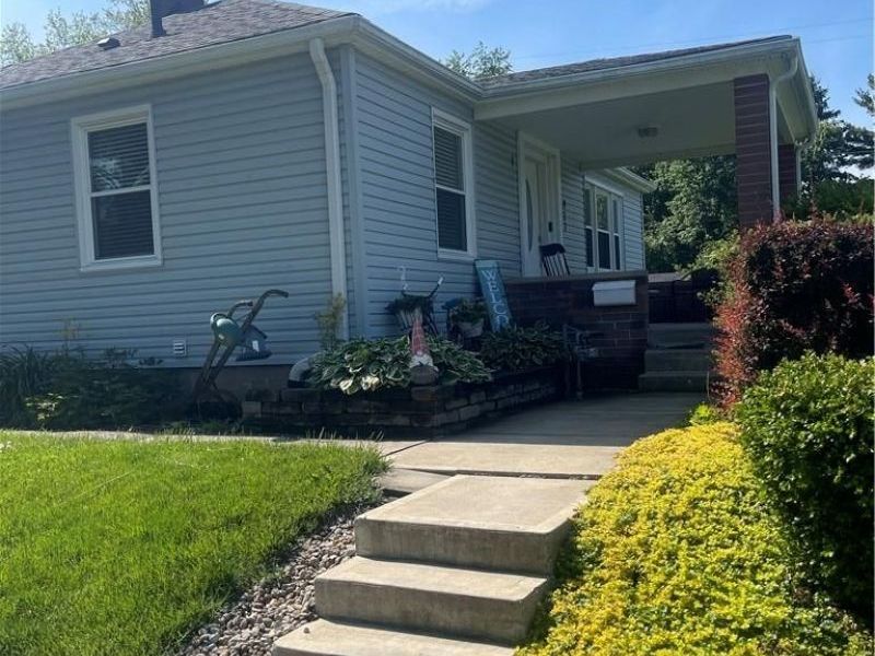 421 S Spring Street, New Paris, OH 45347 Photo 3