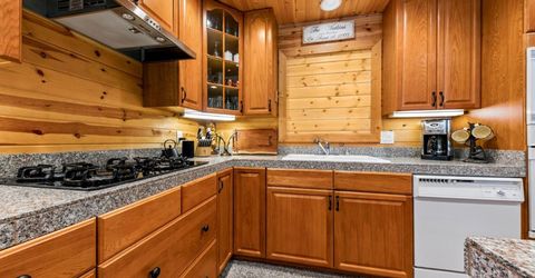 2190 Big Pine Avenue, South Lake Tahoe, CA 96150 Photo
