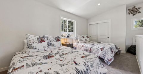 2190 Big Pine Avenue, South Lake Tahoe, CA 96150 Photo