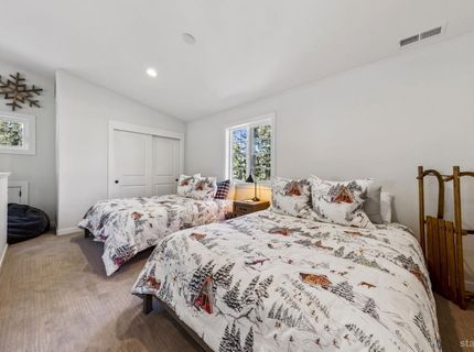 2190 Big Pine Avenue, South Lake Tahoe, CA 96150 Photo