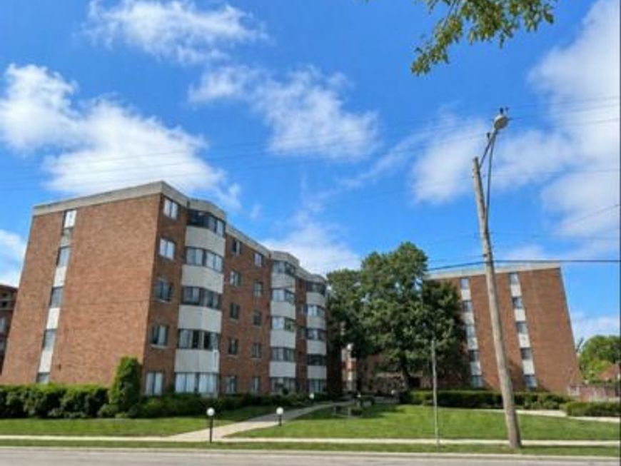 Main Photo
