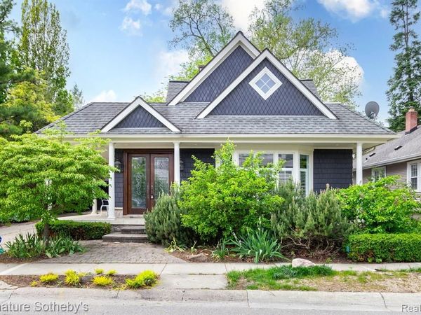 608 Purdy Street , Birmingham, MI 48009