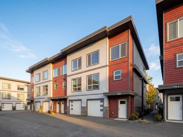 3351 Luxton Rd, Unit #504, Langford, BC V9C 0P2