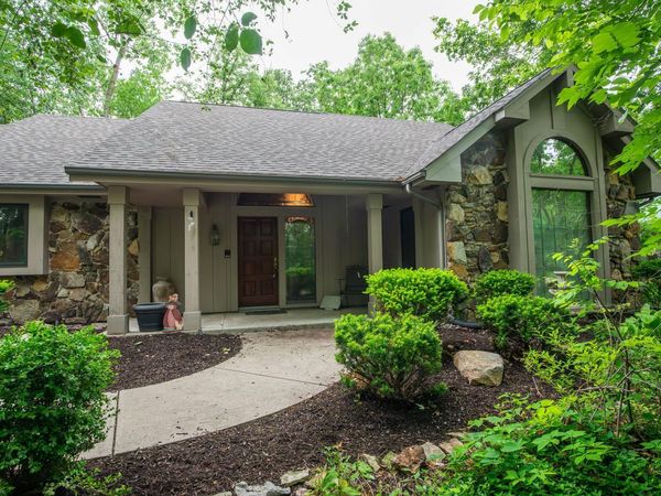 609 Bittersweet Lane, Ossian, IN 46777