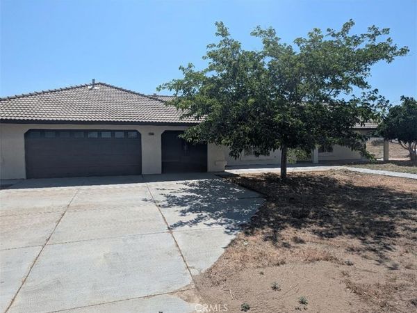 11565 Lebec, Phelan, CA 92371