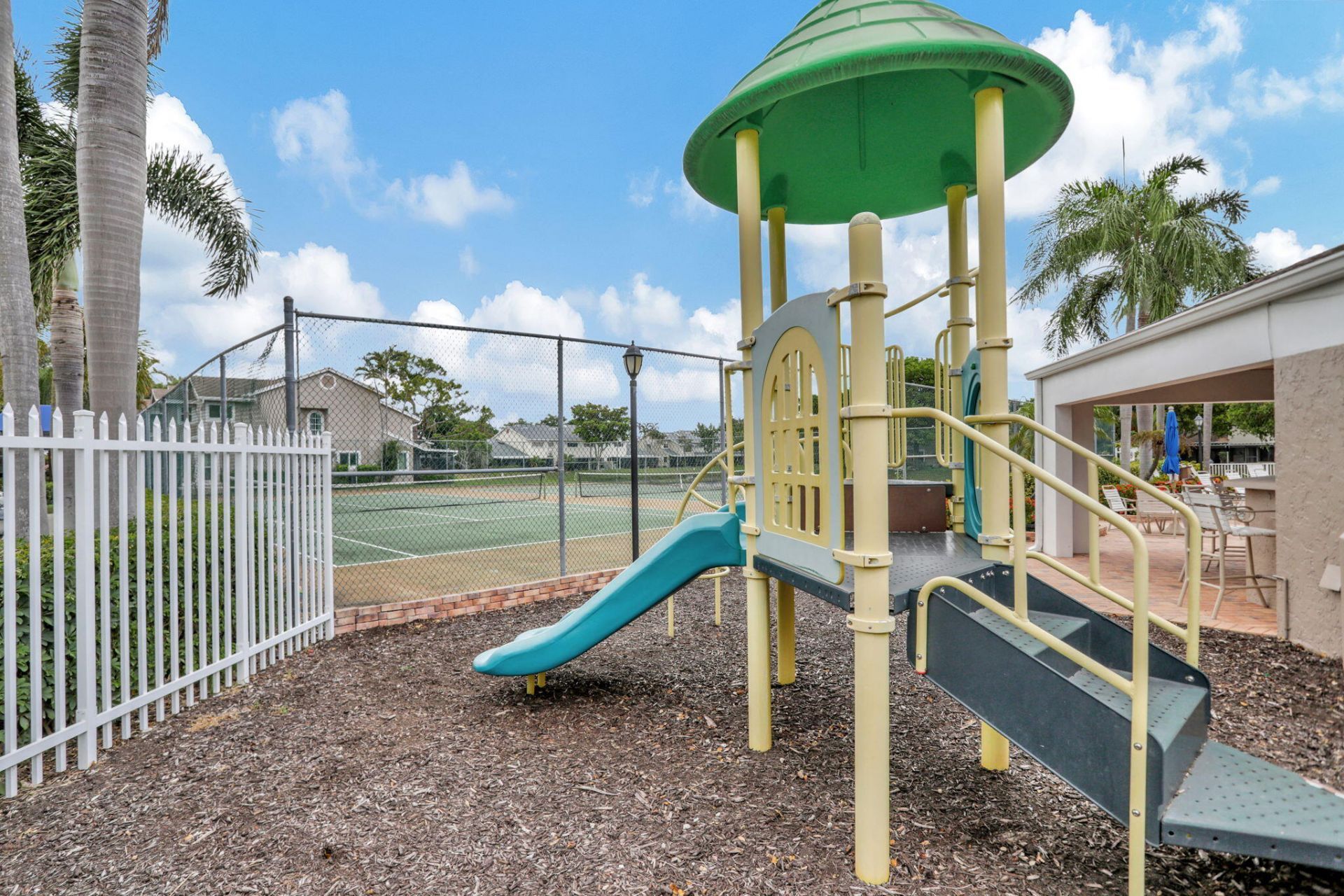 1921 Discovery Circle E, Deerfield Beach, FL 33442 Photo