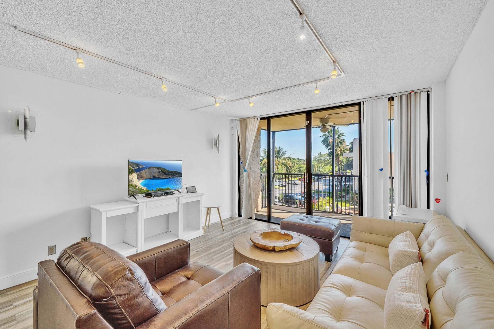 17 Royal Palm Way, Unit 3010, Boca Raton, FL 33432 Photo