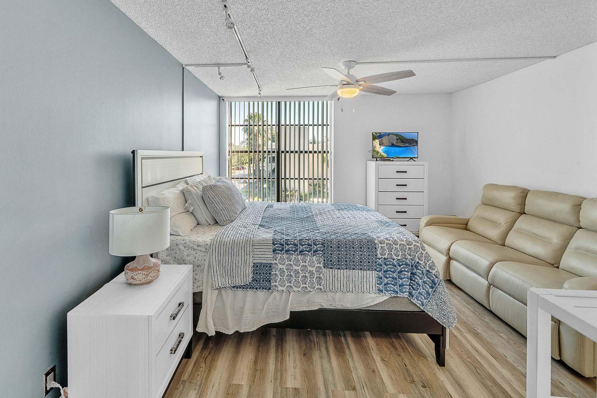 17 Royal Palm Way, Unit 3010, Boca Raton, FL 33432 Photo