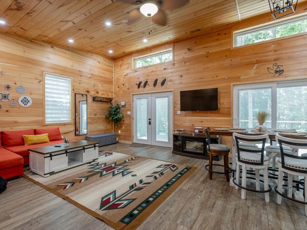 1438 Phifer Mine Road, Spencer, TN 38585